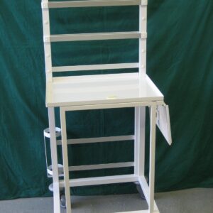 Eszköz tartó kocsi