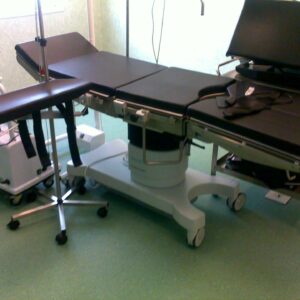 Merivaara motoros műtőasztal