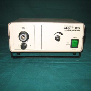 WOLF 4015 fény projektor